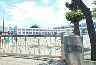 松林小学校まで220m
