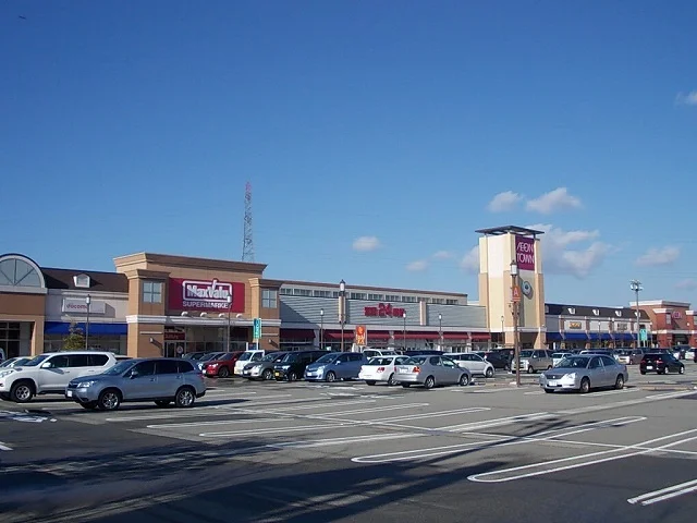 イオン金沢示野店まで1200m