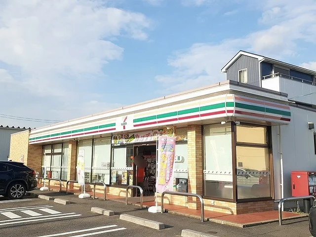 セブンイレブンまで1100m