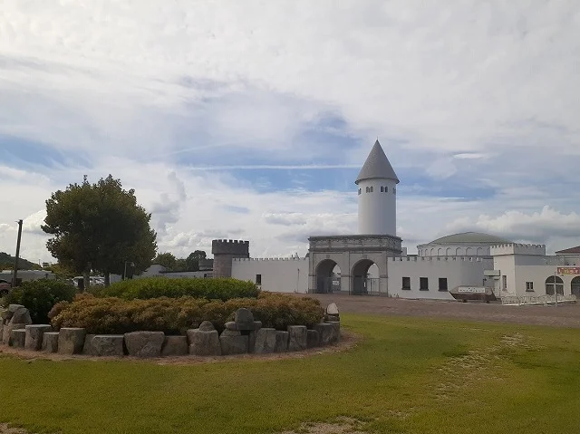 サウスヴィレッジまで1300m