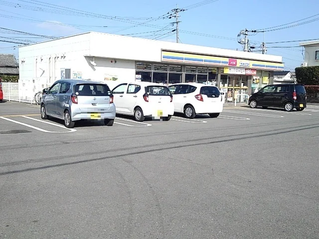 ミニストップ北野町今山店まで820m