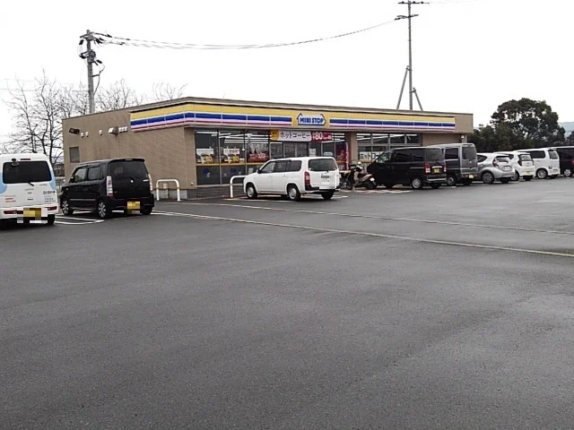 ミニストップ筑後野町北店まで500m