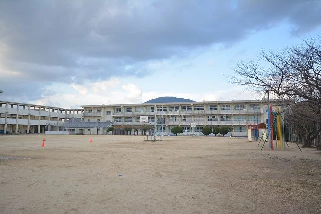 田原小学校まで450m