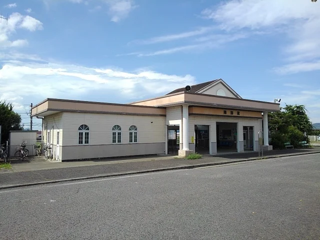 琴平電鉄岡田駅まで800m