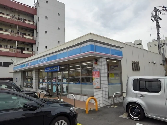 ローソン坂出入舟町１丁目店まで450m