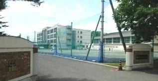 旭川市立光陽中学校まで850m