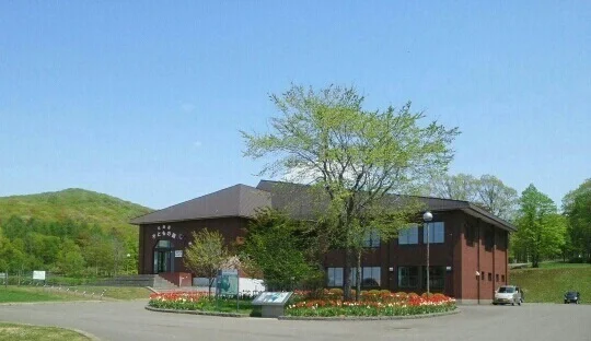 北海道子どもの国まで4900m