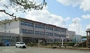 旭川市立神楽小学校まで300m