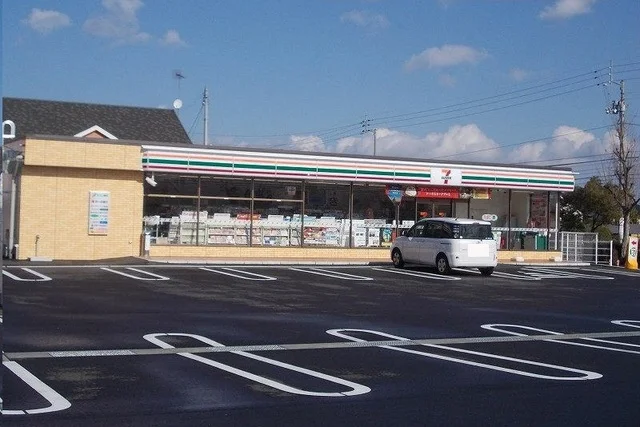 セブンイレブン香川町店さんまで900m