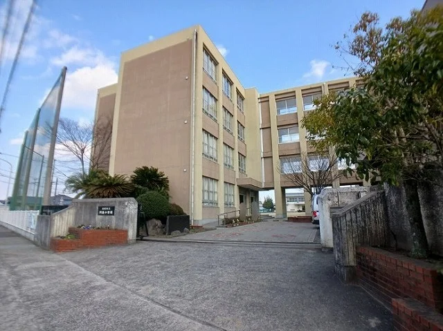 高松円座小学校さんまで950m