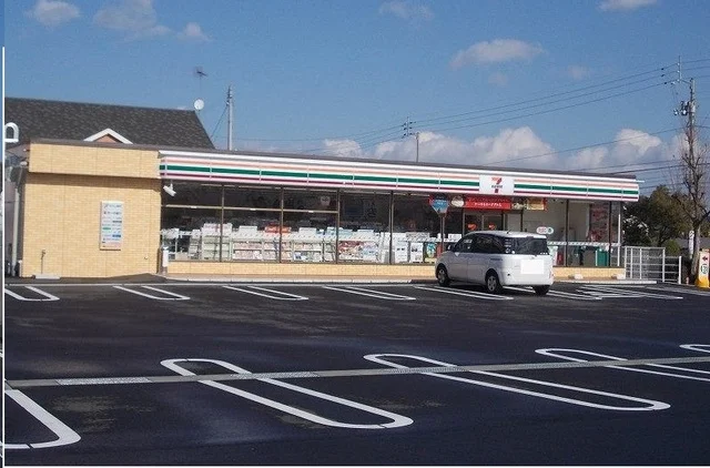 セブンイレブン香川町店様まで50m