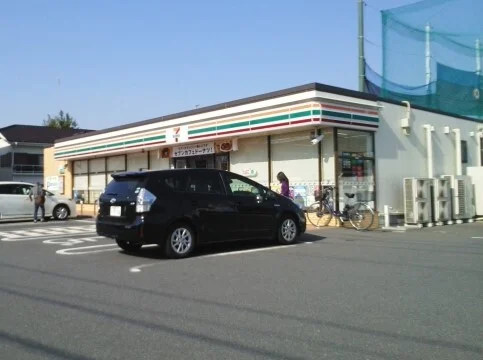 セブンイレブン上尾本町１丁目店まで270m