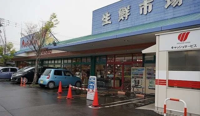 マルナカ檀紙店さんまで1100m