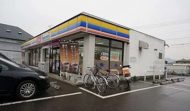 ミニストップさんまで1200m