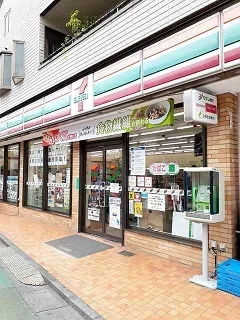 セブンイレブン板橋南町店まで191m