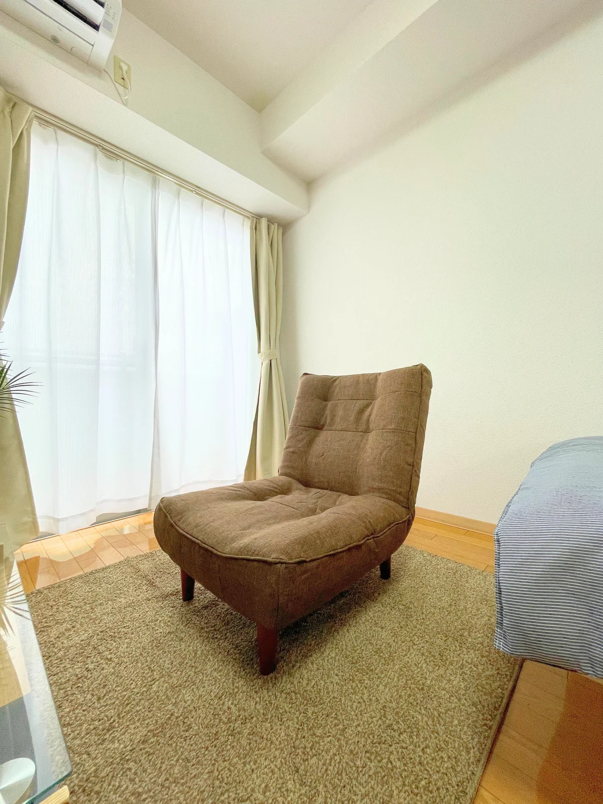 ソファー付きで快適