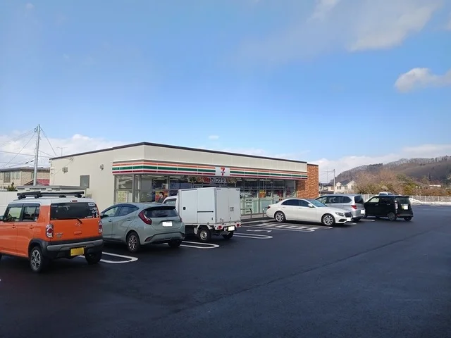 セブンイレブンまで850m