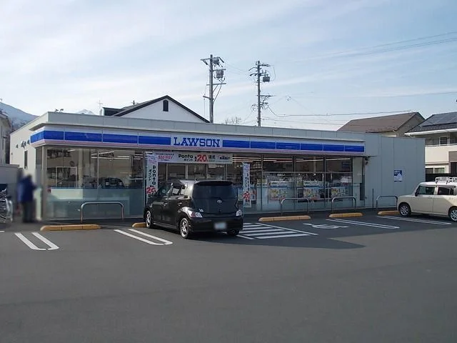 ローソン  安曇野三郷店まで1200m