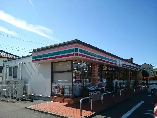 セブンイレブン棟高北店まで950m
