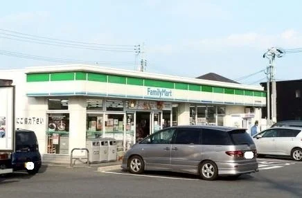 ファミリ－マ－トまで600m