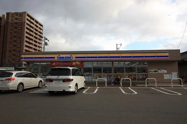 ミニストップまで400m