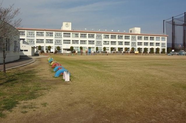 三田川小学校まで2800m