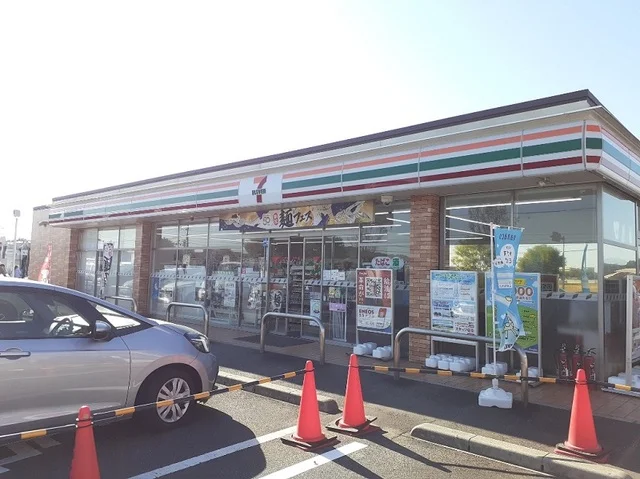 セブンイレブン 生目の杜店まで1200m