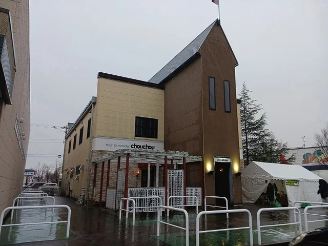 トゥール・モンド・シュシュまで1100m