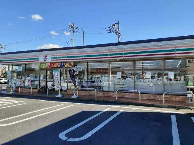 セブンイレブン石岡中央店まで442m