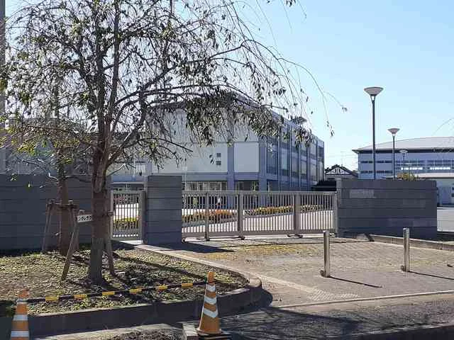 石岡市立東小学校まで624m