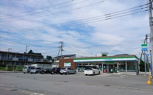 ファミリーマート御殿場中畑店まで1000m