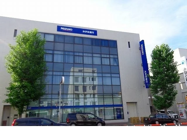 みずほ銀行 灘支店様まで220m
