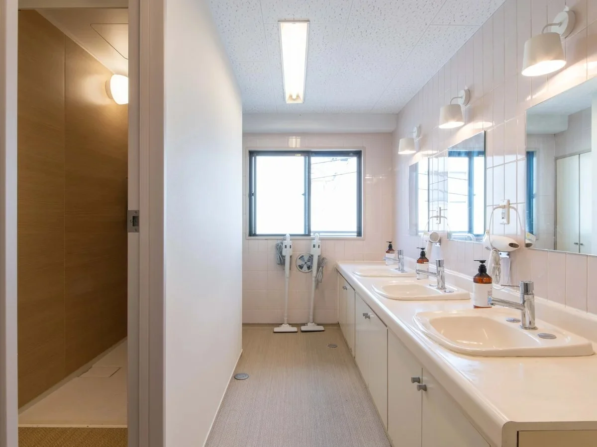 3階の女性用の水回りには、女性専用のシャワーブースもご用意しています！