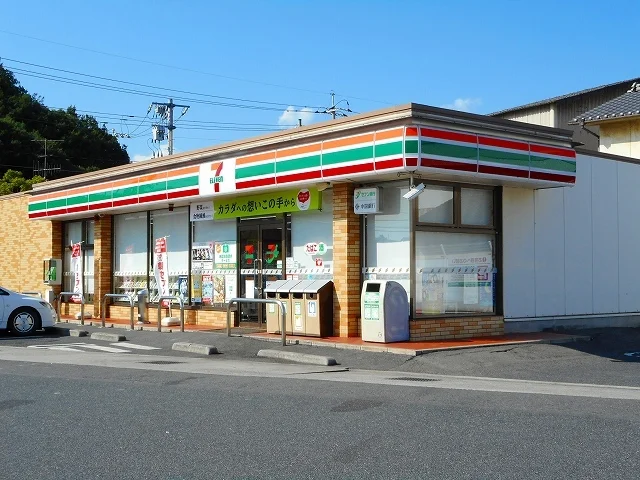 セブンイレブン笠岡茂平店まで1000m