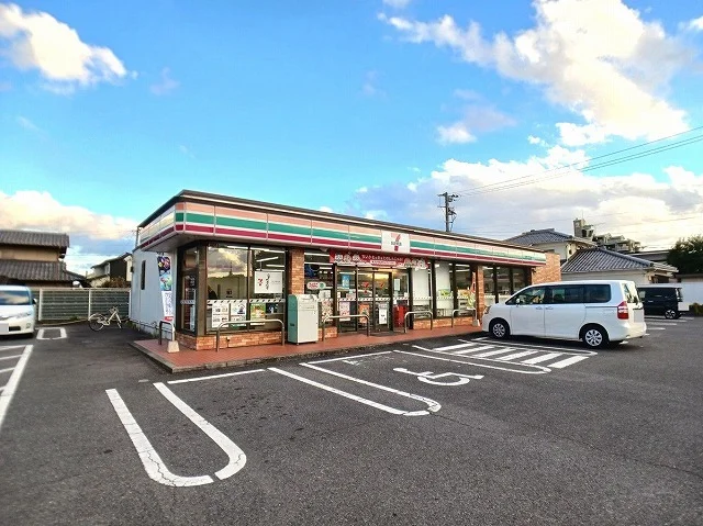 セブンイレブンまで280m