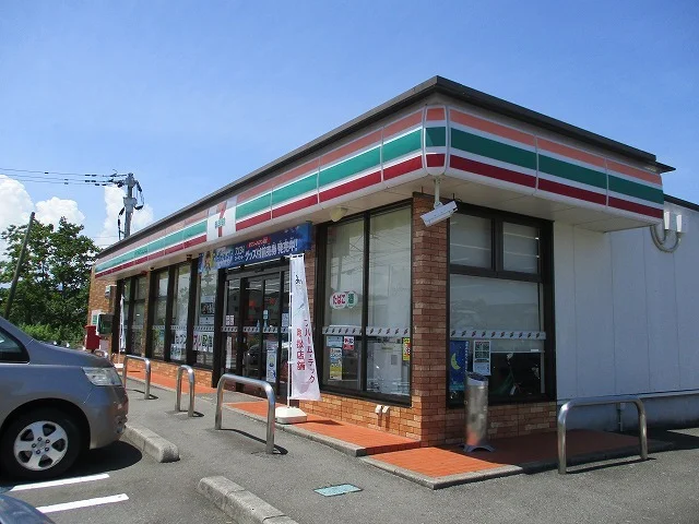 セブンイレブン松原団地入口店まで200m