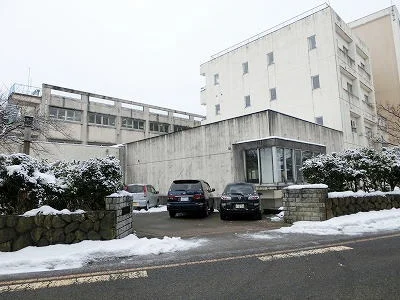 安田小学校まで1800m