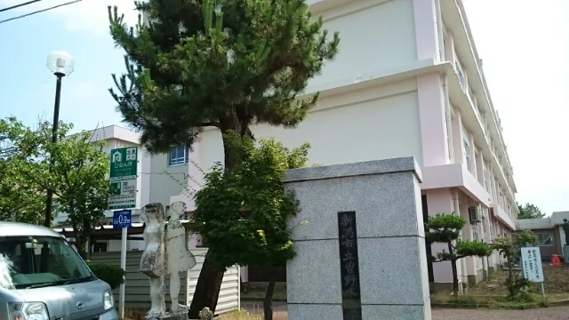 新潟市立曽野木小学校まで700m