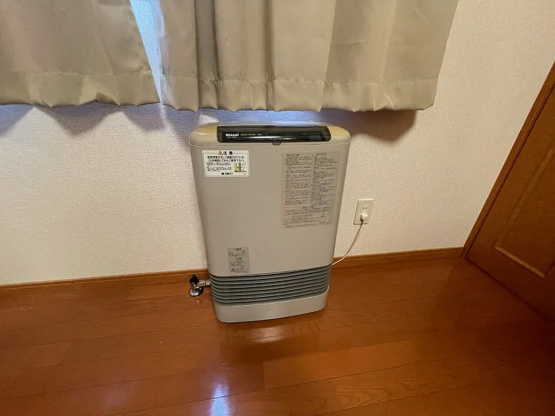 居室：１Fはフローリング　2Fは絨毯