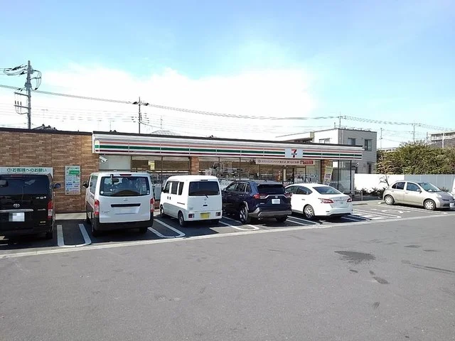 セブンイレブン三郷東町店まで450m