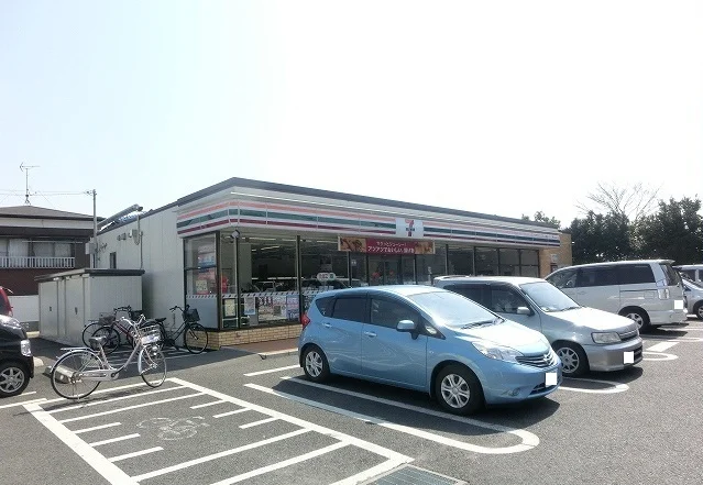 セブンイレブンまで240m