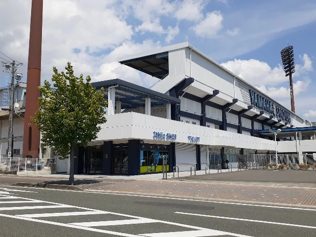 ヤマハスタジアムまで350m