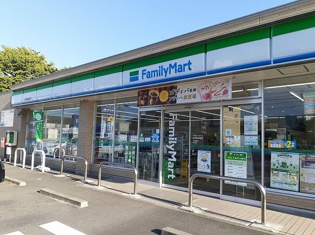 ファミリーマート柳津町本郷店まで850m