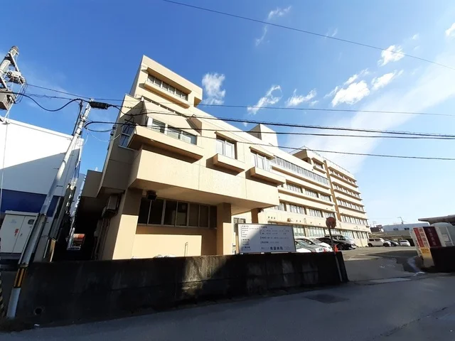 南国病院まで1000m