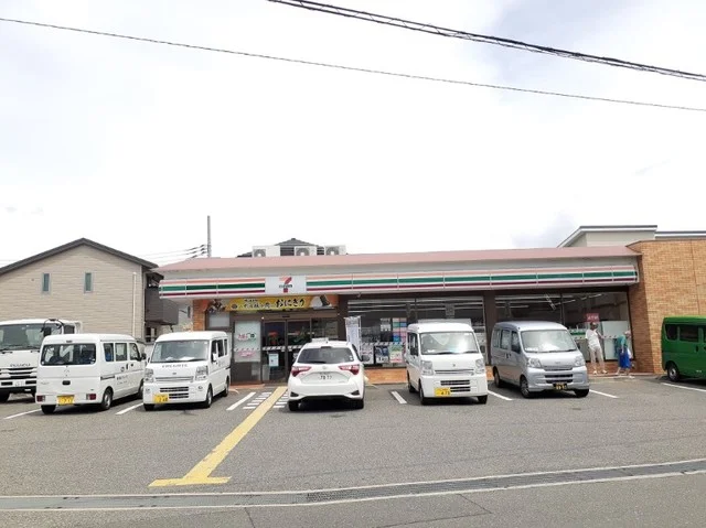 セブンイレブンまで350m