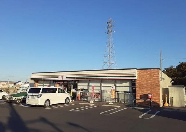 セブンイレブン高場店まで800m