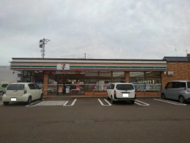 セブンイレブンまで400m