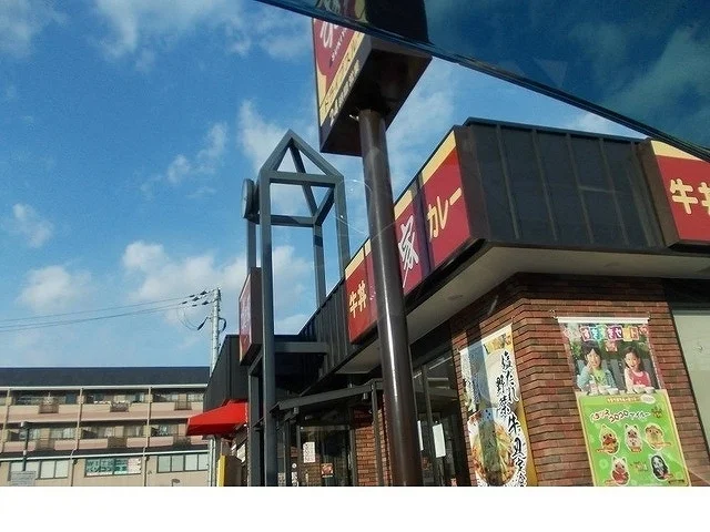 すき家丹南篠山口ＩＣ店様まで300m