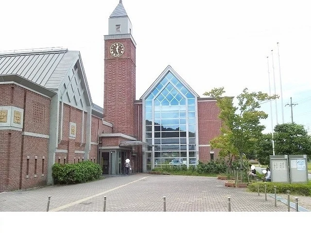 篠山市立図書館様まで350m