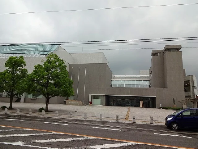 西条市総合文化会館様まで500m